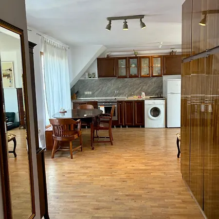 Urban Retreat - до община * Varna